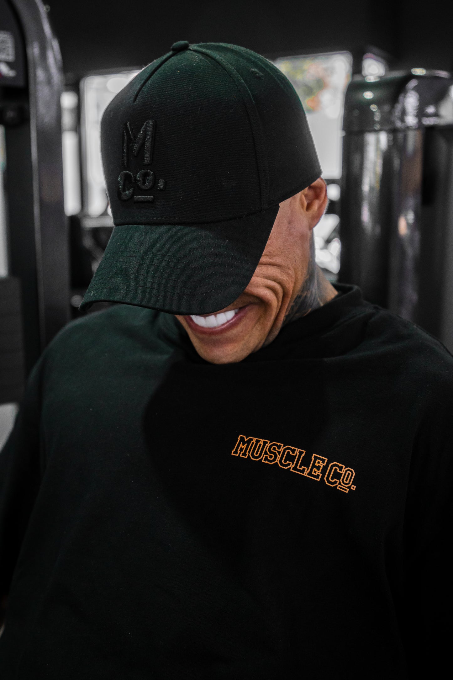 MUSCLECO  EMBROIDERED CAP